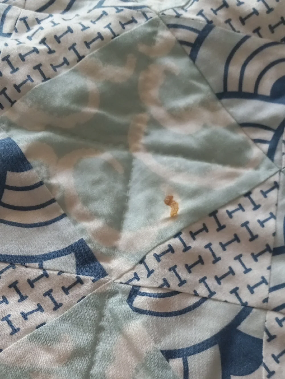 Classic Patchwork Cotton Quilt in Pastel Pink & Blue